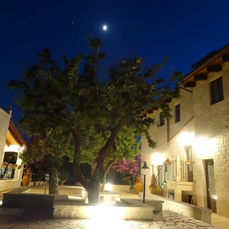 Bed and Breakfast L'Antico Casolare Castellana Grotte Exterior foto